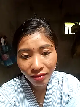 Snapshot of Phuongphuongg chatting on October 8, 2025, 2:02 am Phuongphuongg online show from October 8, 2025, 2:02 am