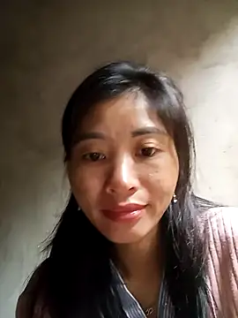 Snapshot of Phuongphuongg chatting on November 16, 2025, 1:43 am Phuongphuongg online show from November 16, 2025, 1:43 am