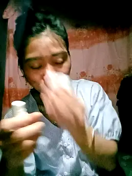 Snapshot of Phuongphuongg chatting on September 22, 2025, 1:28 pm Phuongphuongg online show from September 22, 2025, 1:28 pm