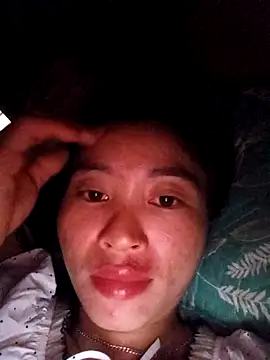 Snapshot of Phuongphuongg chatting on December 15, 2025, 2:12 pm Phuongphuongg online show from December 15, 2025, 2:12 pm