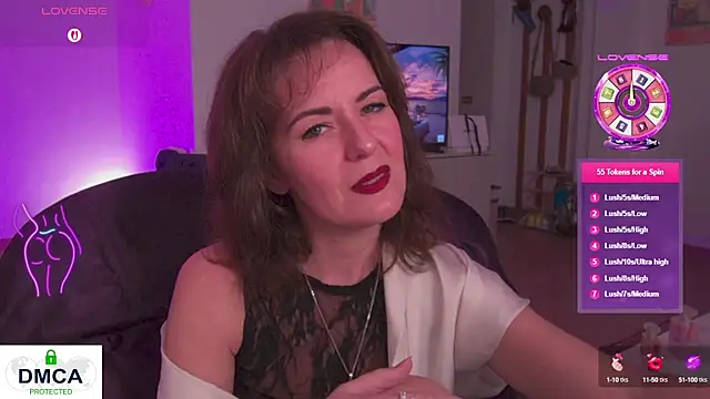 Snapshot of Witch_in_Silk chatting on October 4, 2025, 6:20 pm Witch in Silk online show from October 4, 2025, 6:20 pm