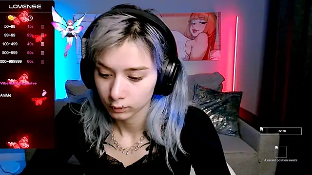 Snapshot of SophieAsh chatting on October 16, 2025, 7:05 am SophieAsh online show from October 16, 2025, 7:05 am