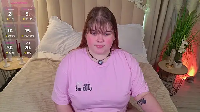 Snapshot of Mia_Ray chatting on April 17, 2026, 5:27 pm Mia Ray online show from April 17, 2026, 5:27 pm