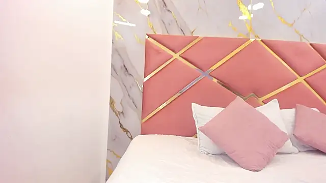Snapshot of julianaa_31 chatting on September 20, 2025, 2:00 pm julianaa 31 online show from September 20, 2025, 2:00 pm