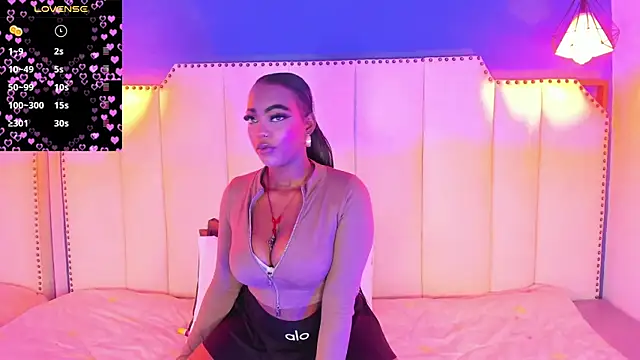 Snapshot of ReinaMiah chatting on November 20, 2025, 3:51 am ReinaMiah online show from November 20, 2025, 3:51 am