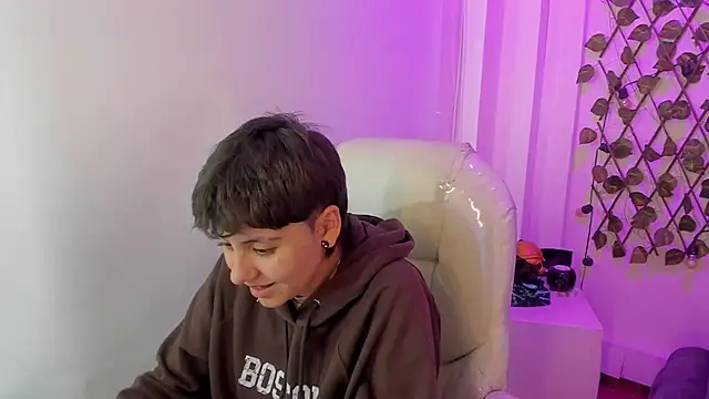 Snapshot of Nathaly_ds chatting on March 3, 2026, 7:54 pm Nathaly ds online show from March 3, 2026, 7:54 pm