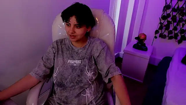 Snapshot of Nathaly_ds chatting on February 5, 2026, 7:21 pm Nathaly ds online show from February 5, 2026, 7:21 pm