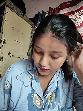 Snapshot of Dipali143143 chatting on July 7, 2026, 6:47 am Dipali143143 online show from July 7, 2026, 6:47 am