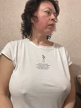 Kiravix online show from February 25, 2026, 7:58 pm