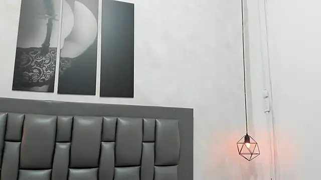 dakota roussee online show from March 19, 2026, 12:27 pm