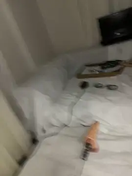 Snapshot of Ozge-SluttyScream69 chatting on November 26, 2025, 9:37 pm Ozge-SluttyScream69 online show from November 26, 2025, 9:37 pm