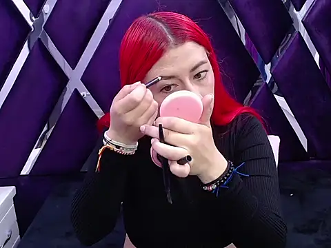 Snapshot of Melody_Klum_ chatting on October 9, 2025, 1:44 pm Melody Klum online show from October 9, 2025, 1:44 pm