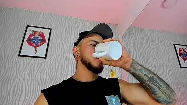 Snapshot of dylan_jacobx chatting on November 18, 2025, 3:21 am dylan jacobx online show from November 18, 2025, 3:21 am