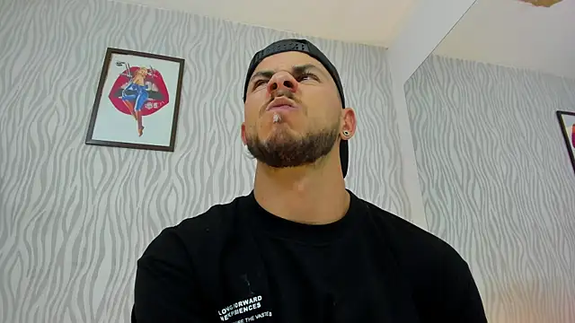 Snapshot of dylan_jacobx chatting on September 16, 2025, 2:45 am dylan jacobx online show from September 16, 2025, 2:45 am