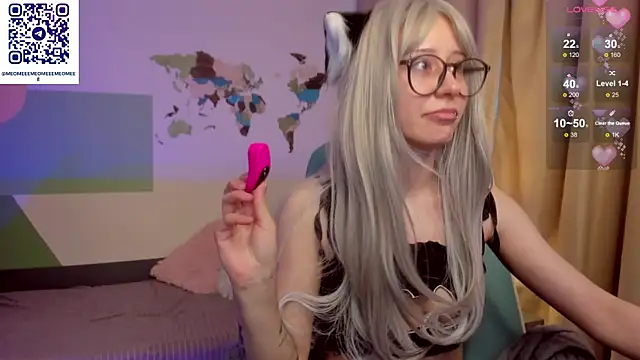 meomeee online show from April 25, 2026, 4:37 pm