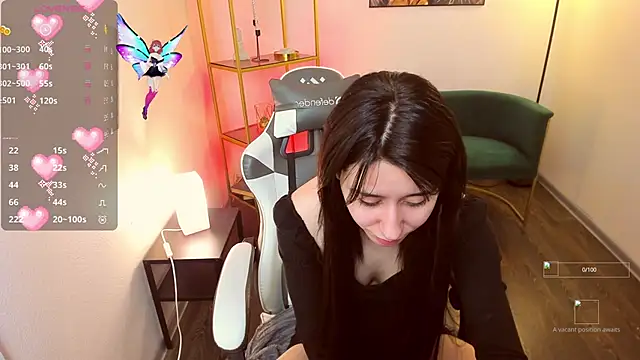 meomeee online show from October 9, 2025, 4:07 pm