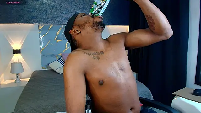 muller asher online show from December 4, 2025, 2:43 am