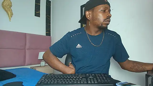 muller asher online show from September 21, 2025, 3:33 am