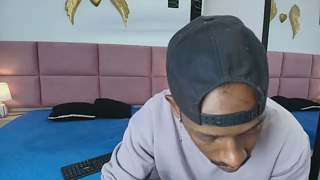 muller asher online show from September 12, 2025, 5:18 am