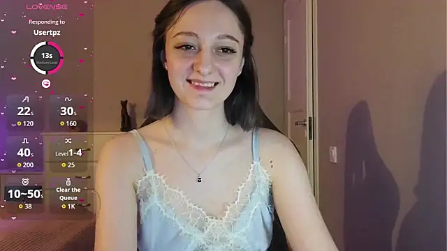 white liillyy online show from May 18, 2026, 10:14 pm