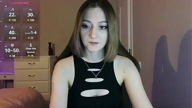 Snapshot of white_liillyy chatting on June 13, 2026, 8:07 pm white liillyy online show from June 13, 2026, 8:07 pm