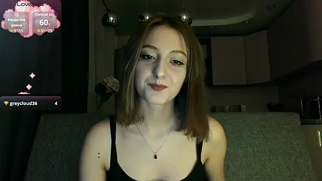 Snapshot of white_liillyy chatting on October 27, 2025, 7:37 pm white liillyy online show from October 27, 2025, 7:37 pm