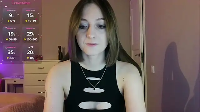 white liillyy online show from May 30, 2026, 9:53 pm