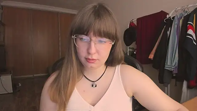 Snapshot of just_fucked777 chatting on May 25, 2026, 7:51 am just fucked777 online show from May 25, 2026, 7:51 am