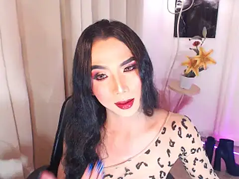 Snapshot of Jane_Bilbeisi chatting on November 7, 2025, 6:23 pm Jane Bilbeisi online show from November 7, 2025, 6:23 pm