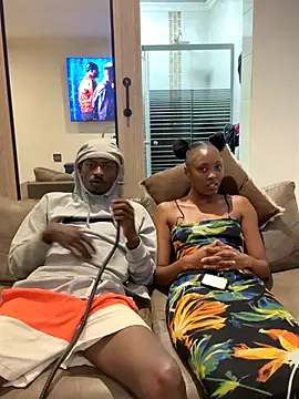 Snapshot of AllDayBbC chatting on October 24, 2025, 7:13 pm AllDayBbC online show from October 24, 2025, 7:13 pm