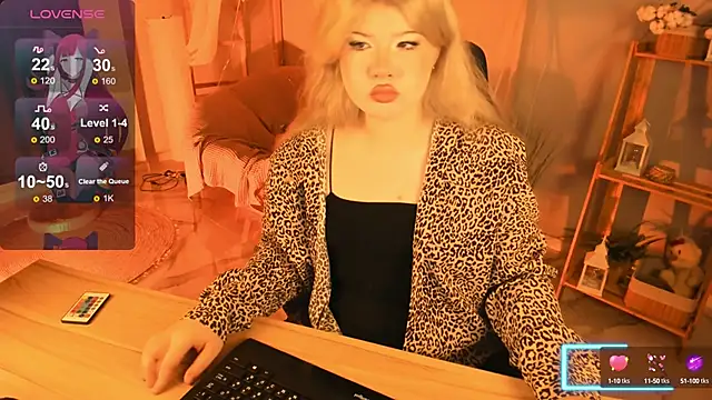 LilithNelson online show from September 11, 2025, 5:57 pm