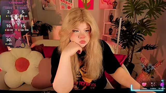 LilithNelson online show from November 8, 2025, 8:34 pm