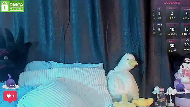 Bluedarkelf888 online show from October 23, 2025, 9:35 pm