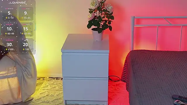 Snapshot of Wander_Waves chatting on October 12, 2025, 8:43 pm Wander Waves online show from October 12, 2025, 8:43 pm