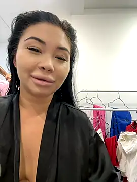 Snapshot of Mia_stepMOM chatting on October 2, 2025, 6:28 am Mia stepMOM online show from October 2, 2025, 6:28 am