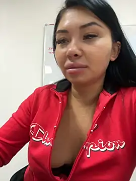 Snapshot of Mia_stepMOM chatting on October 18, 2025, 6:15 am Mia stepMOM online show from October 18, 2025, 6:15 am