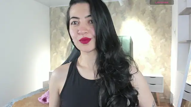 Snapshot of Saya_Amaretto1 chatting on November 4, 2025, 7:06 pm Saya Amaretto1 online show from November 4, 2025, 7:06 pm