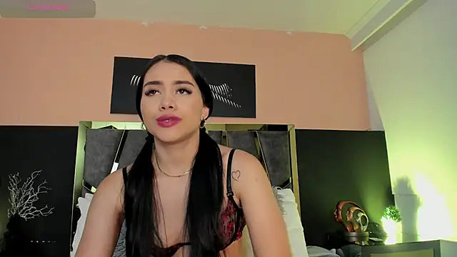 ScarletTorres online show from January 14, 2026, 6:55 pm