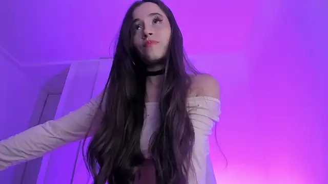 Chloemin online show from February 24, 2026, 4:30 pm