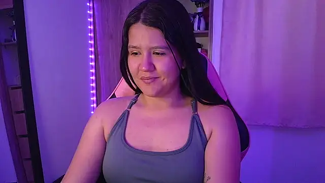 Oliviawatson1 online show from June 29, 2026, 12:16 pm
