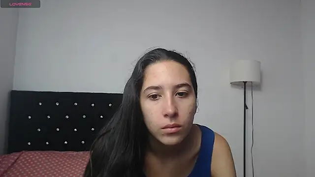 lilacream online show from September 12, 2025, 2:39 pm