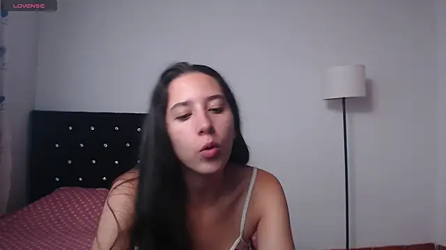 lilacream online show from September 25, 2025, 2:56 pm