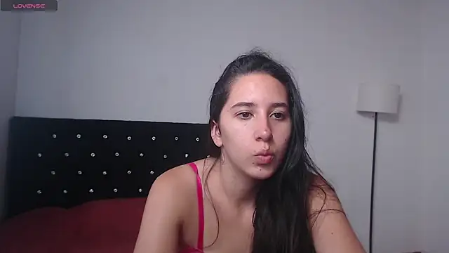 lilacream online show from October 27, 2025, 3:24 pm