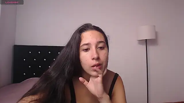 lilacream online show from October 6, 2025, 3:13 pm