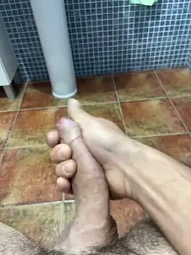 Snapshot of Pollon1994 chatting on October 28, 2025, 3:11 pm Pollon1994 online show from October 28, 2025, 3:11 pm