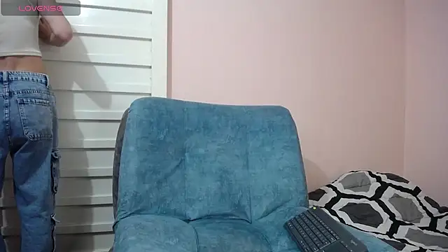 Snapshot of princess_sarita1 chatting on May 3, 2026, 1:11 am princess sarita1 online show from May 3, 2026, 1:11 am