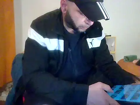 Snapshot of SmokedAlloy2 chatting on March 6, 2026, 6:47 pm SmokedAlloy2 online show from March 6, 2026, 6:47 pm