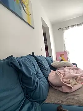 Snapshot of Alerquinasc chatting on October 5, 2025, 2:41 pm Alerquinasc online show from October 5, 2025, 2:41 pm