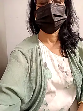 Snapshot of ammala_honey chatting on November 21, 2025, 5:12 pm ammala honey online show from November 21, 2025, 5:12 pm