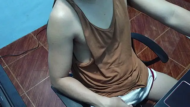 Snapshot of ieat_monsters chatting on October 14, 2025, 1:45 pm ieat monsters online show from October 14, 2025, 1:45 pm